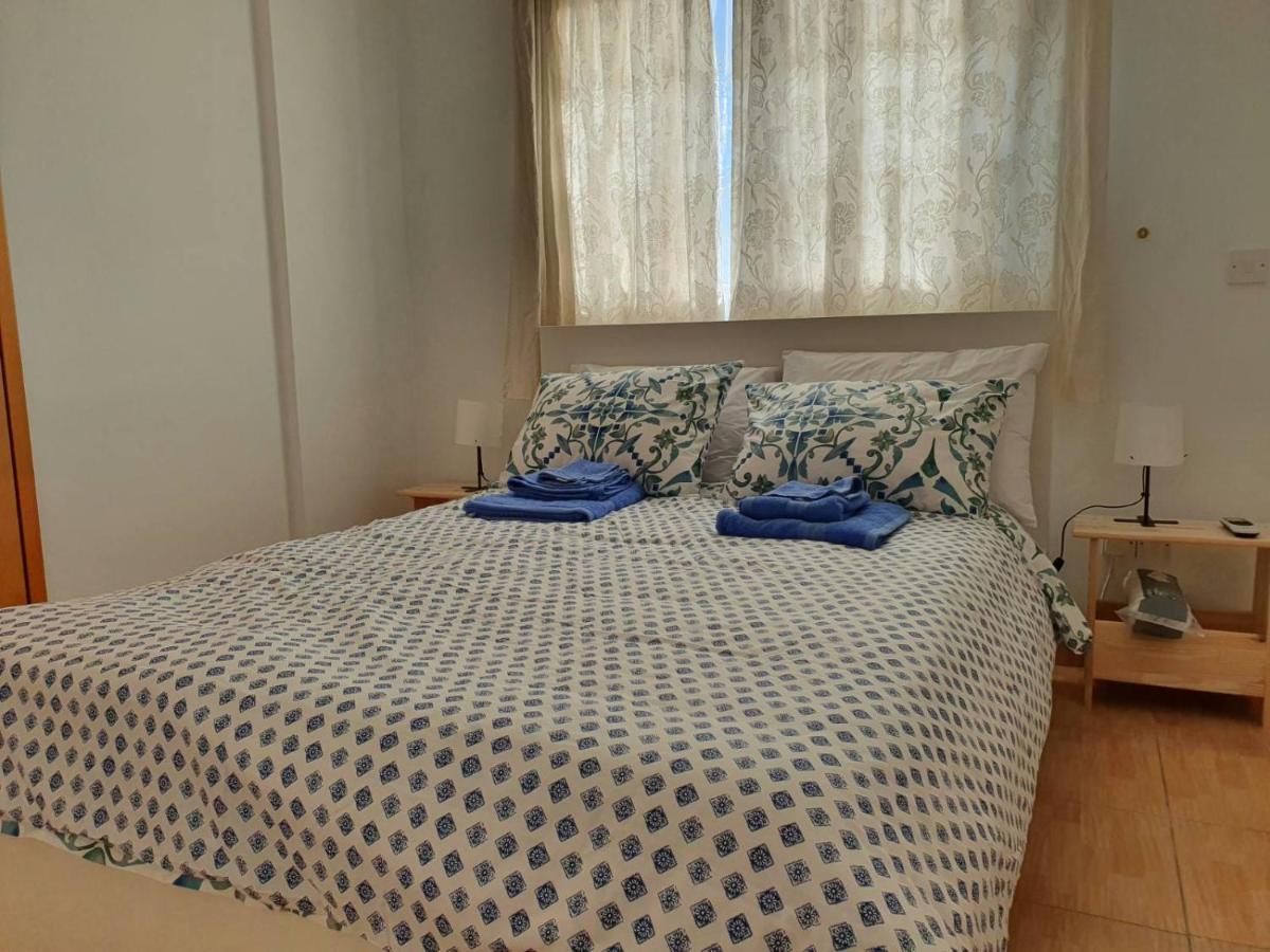 Open Views Apartment *